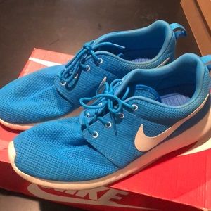 blue roshes